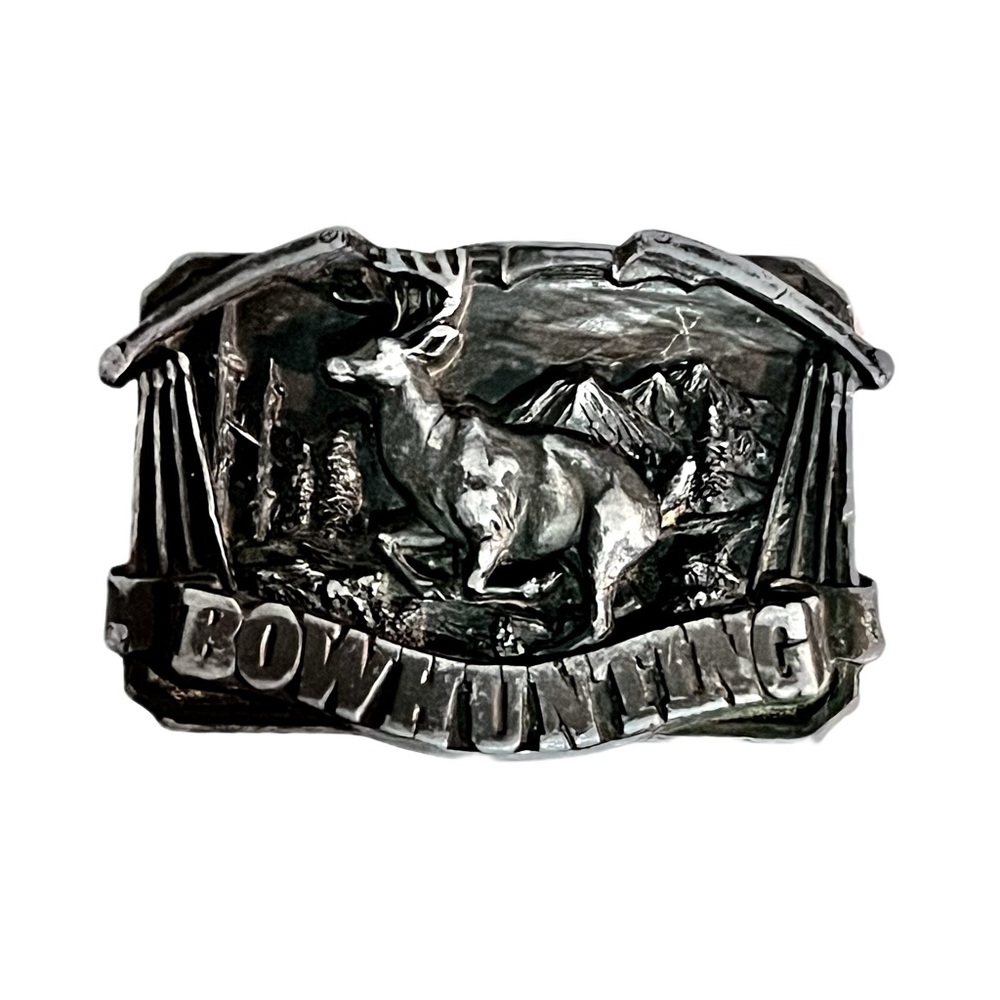 Bow Hunting Belt Buckle Buck Deer Stag Antlers Hunter Vtg 80s TGABC      .PCB878
